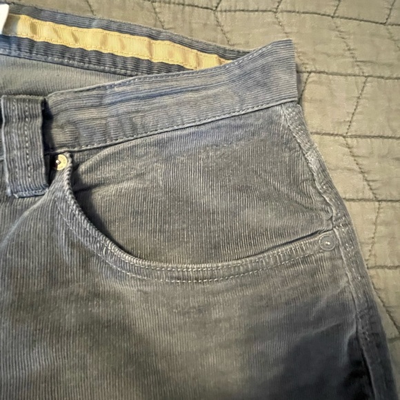 Men’s Mountain Khakis classic fit cords 38x34, medium gray, gussetted crotch - Picture 6 of 16